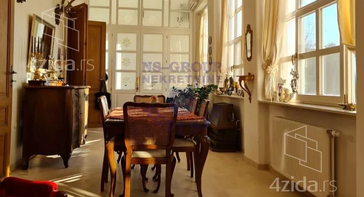 3-etažna kuća | 4zida