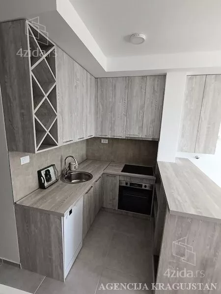 Garsonjera | 4zida