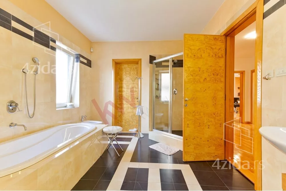 4-etažna kuća | 4zida