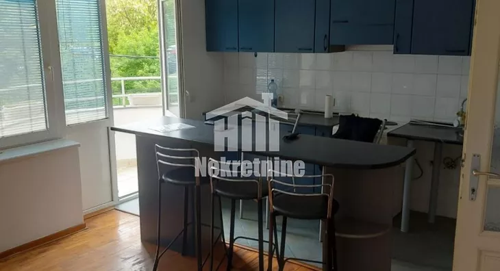 5-etažna kuća | 4zida