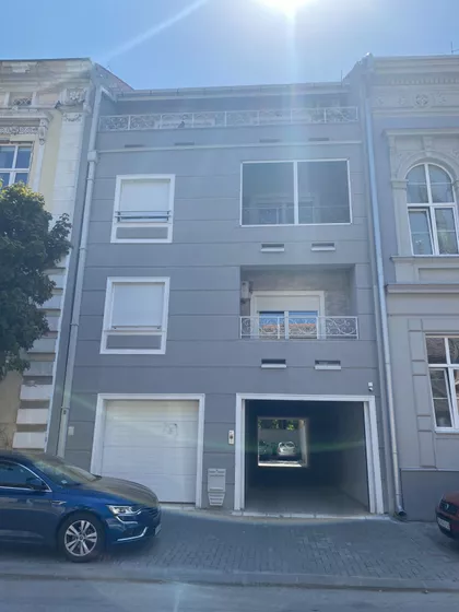 Braće Jovanovića 22a | 4zida.rs