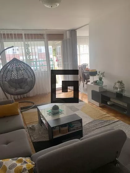 Viktora Novaka | 4zida.rs