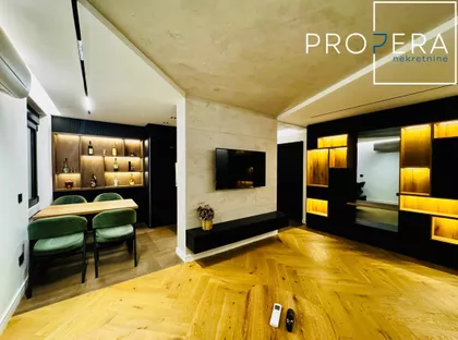 Sestre Baković | 4zida.rs