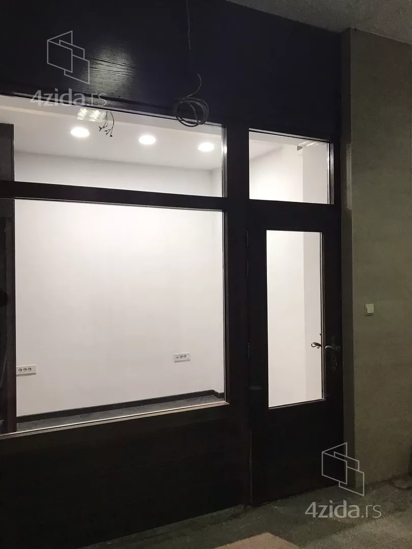 Lokal | 4zida