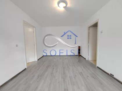 Vere Pavlović | 4zida.rs