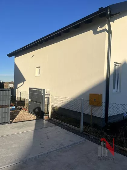 Bački Jarak | 4zida.rs