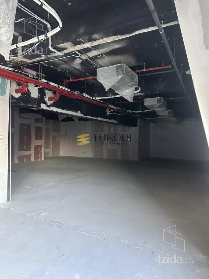 Poslovni prostor | 4zida