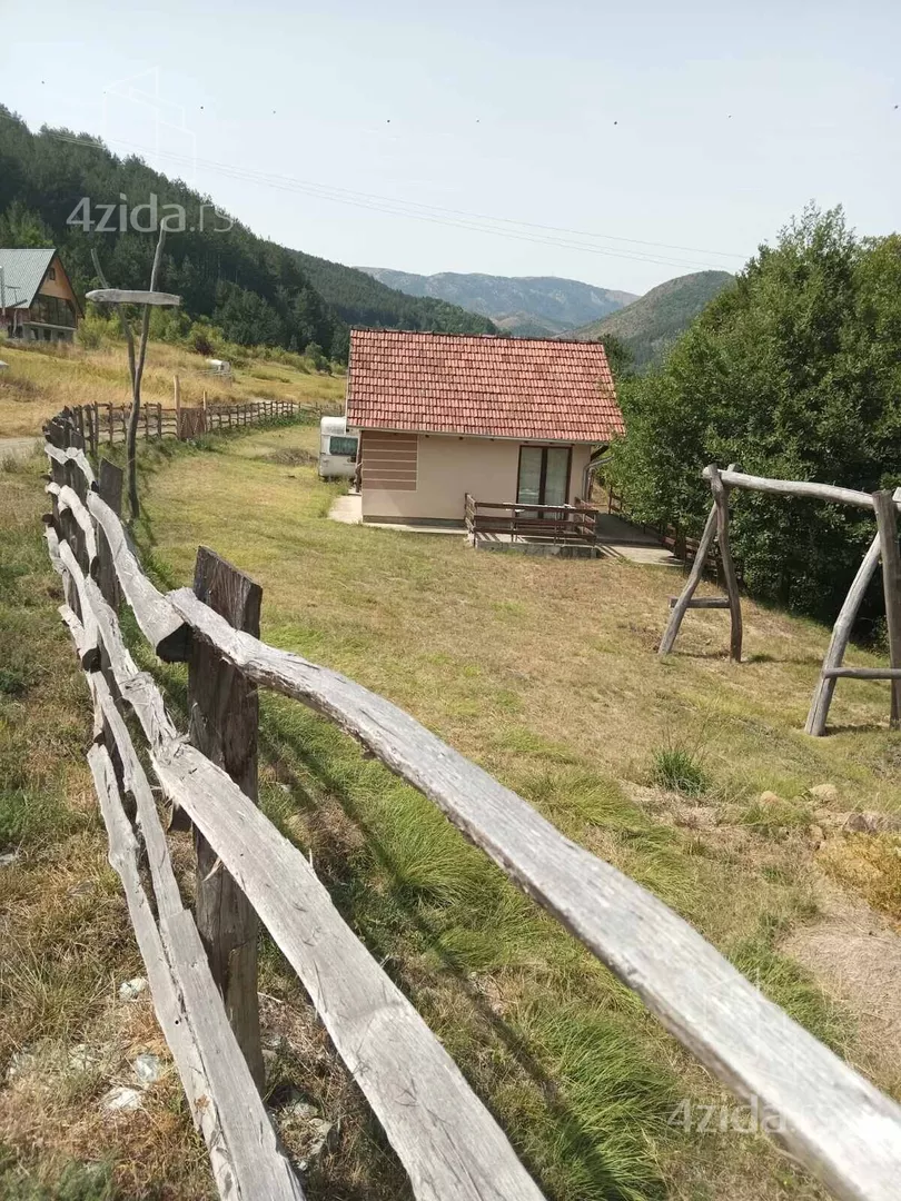 Građevinsko zemljište | 4zida