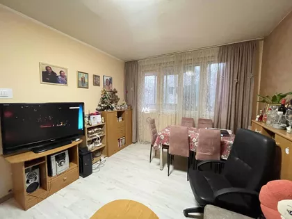 Salvadora Aljendea | 4zida.rs