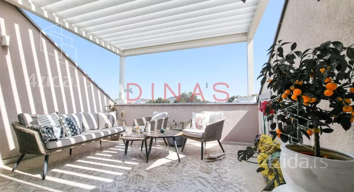 Petosoban stan | 4zida