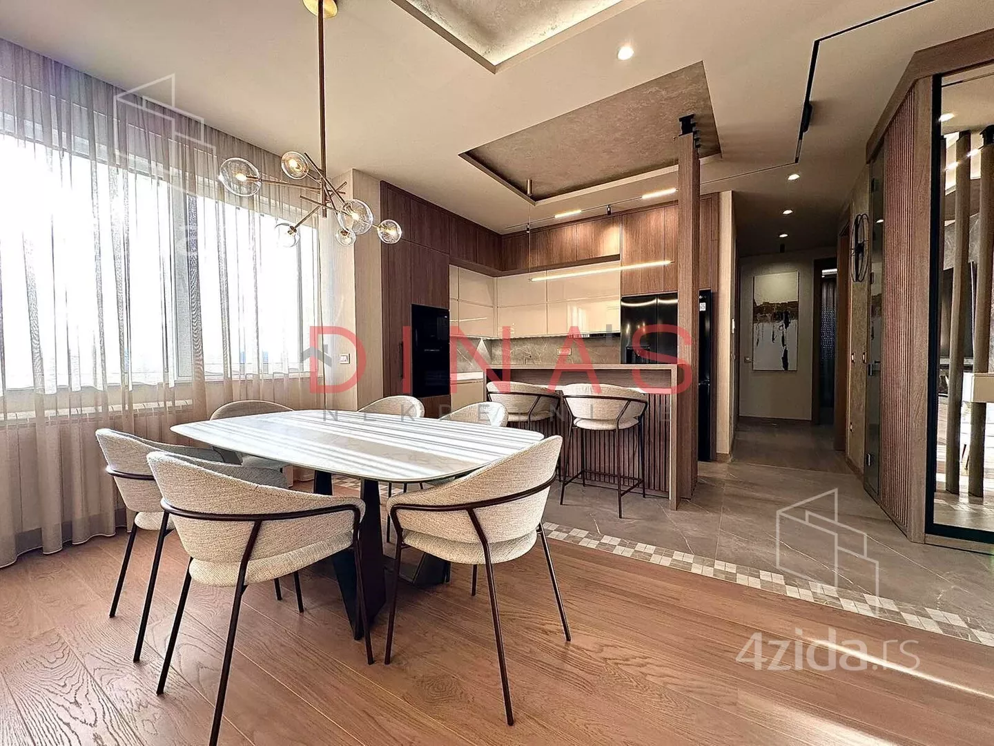 Četvorosoban stan | 4zida