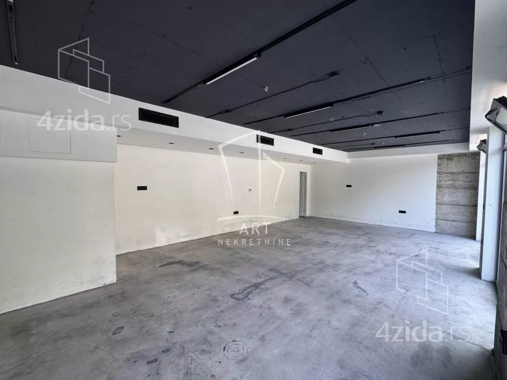 Lokal | 4zida