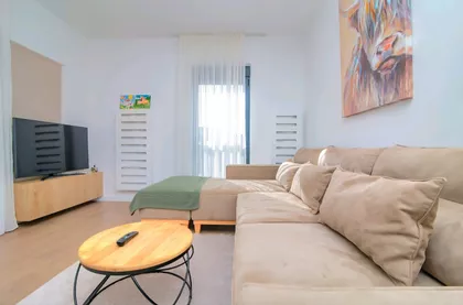 Miladina Pećinara | 4zida.rs