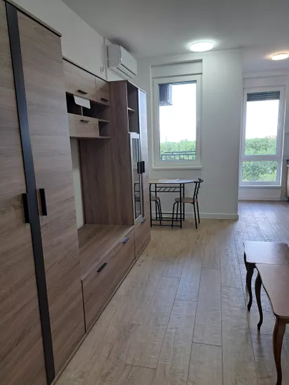 Prvomajska | 4zida.rs