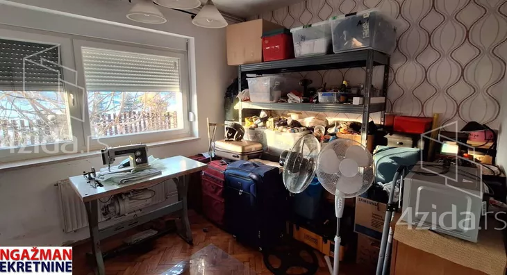 3-etažna kuća | 4zida