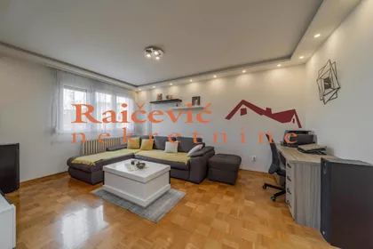 Brace Srnic | 4zida.rs