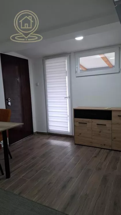 Lipov Gaj | 4zida.rs