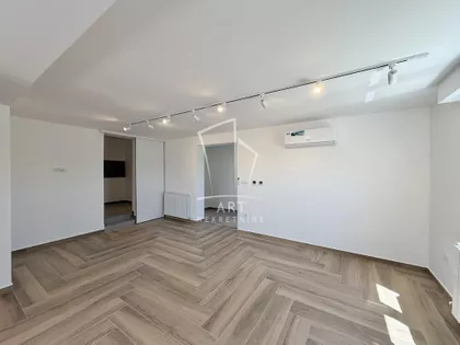 Cara Lazara | 4zida.rs