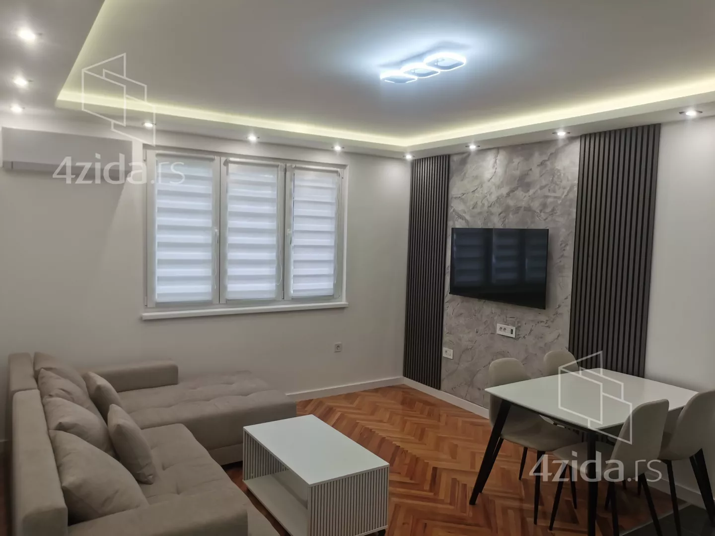 Dvoiposoban stan | 4zida