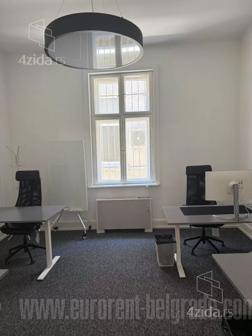 Četvoroiposoban stan | 4zida