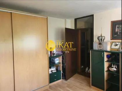 Ustanička | 4zida.rs