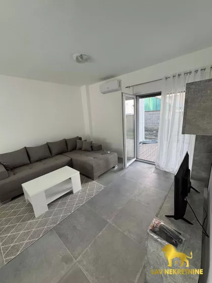 NOVOSADSKI PUT | 4zida.rs