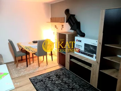 Čenta | 4zida.rs