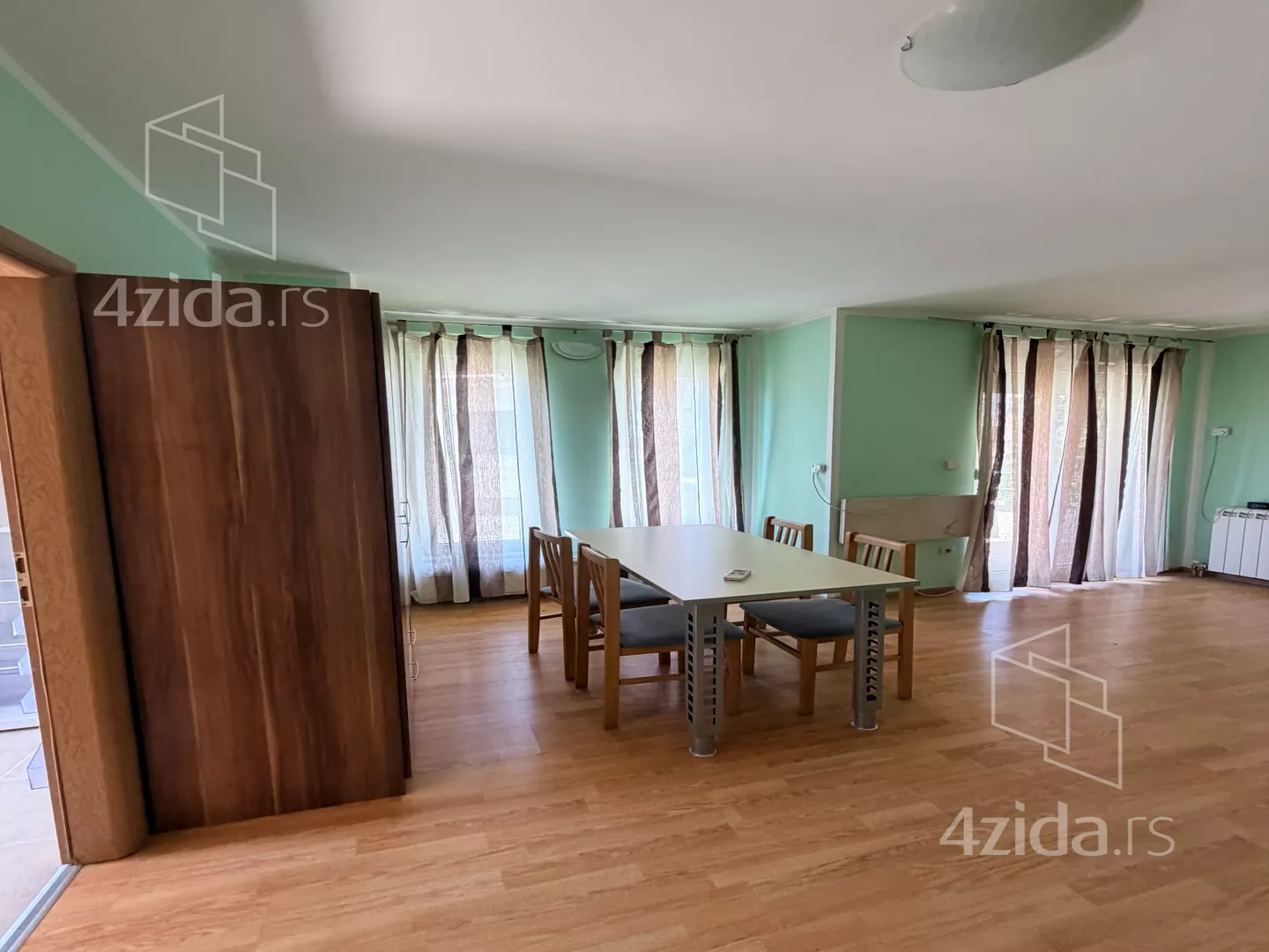 Garsonjera | 4zida