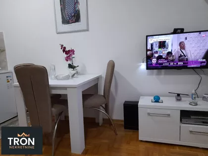 Nemanjina | 4zida.rs