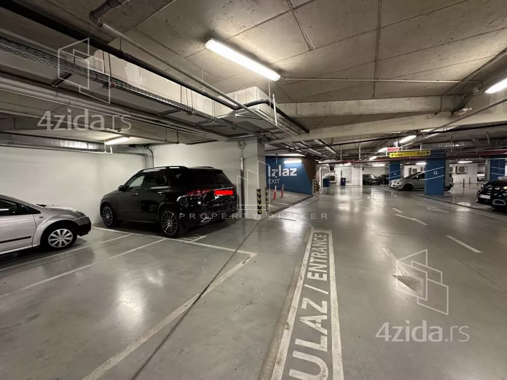 Garaža | 4zida