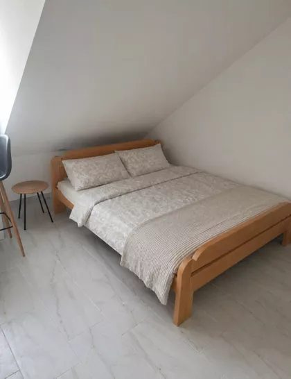 Adolfa Singera 18 | 4zida.rs