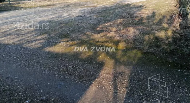 Poslovna zgrada | 4zida