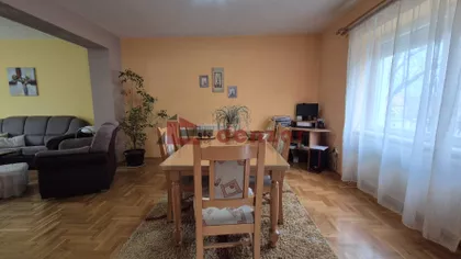 Mali Bajmok | 4zida.rs