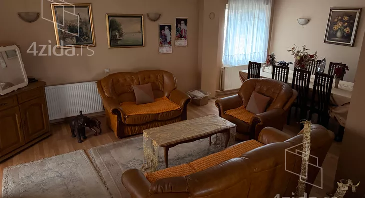 3-etažna kuća | 4zida