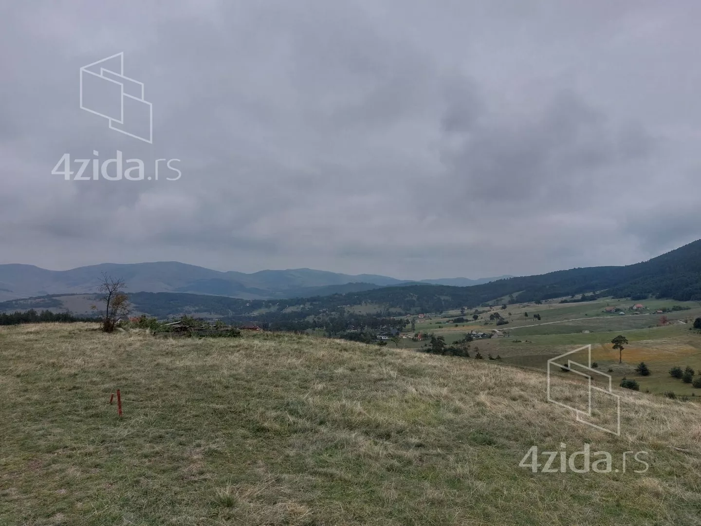 Građevinsko zemljište | 4zida