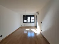 Crveni Krst Zvezdara, Zvezdara opština, Beograd | 4zida.rs