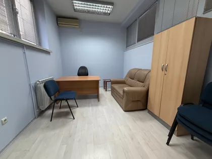 Makenzijeva | 4zida.rs