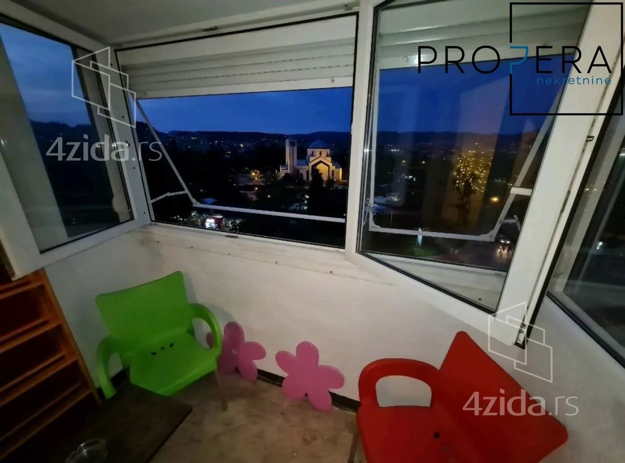 Dvoiposoban stan | 4zida