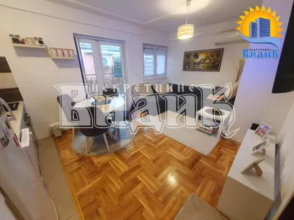 Sretena Mladenovića Mike | 4zida.rs