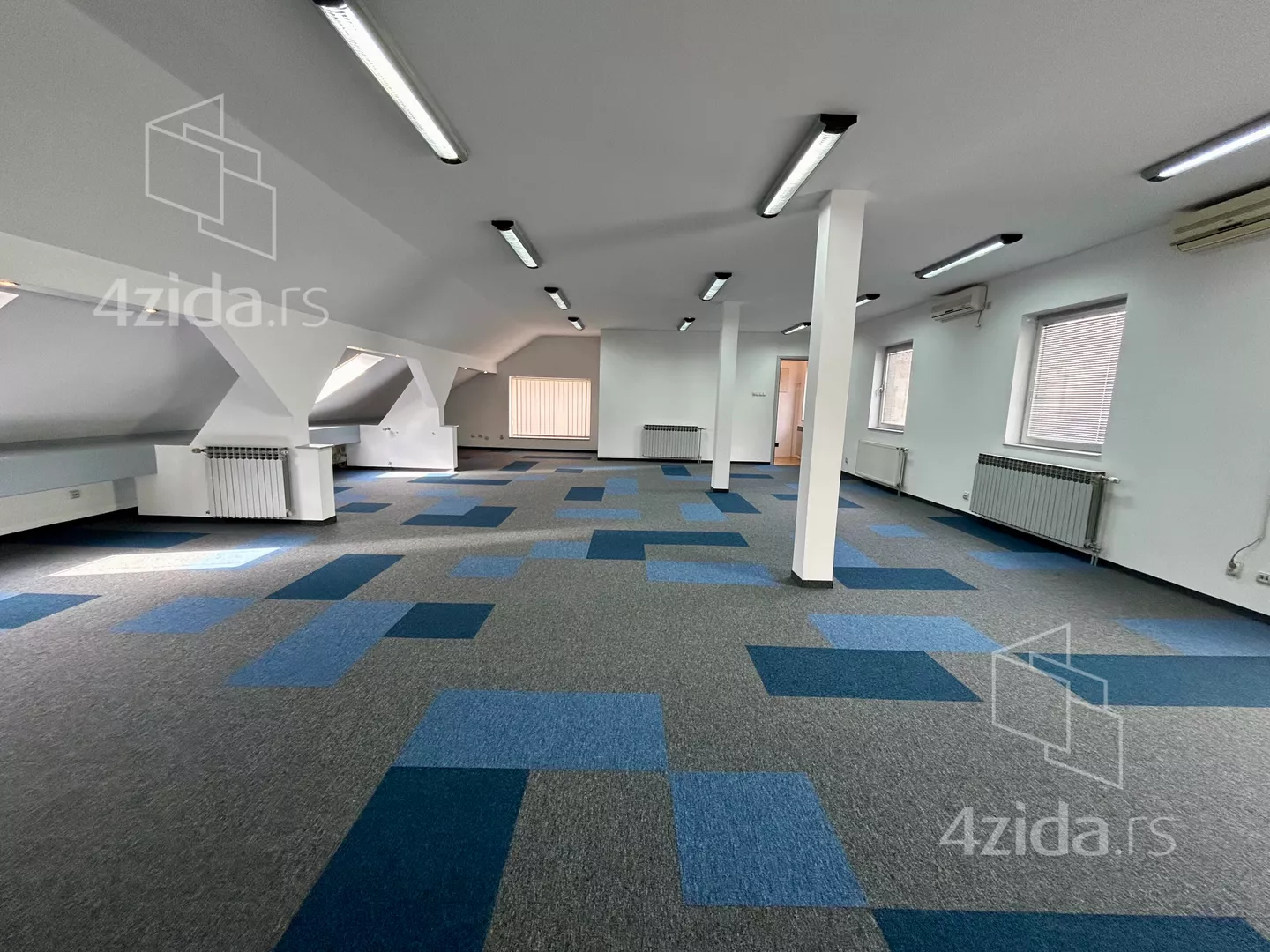 Poslovni prostor | 4zida