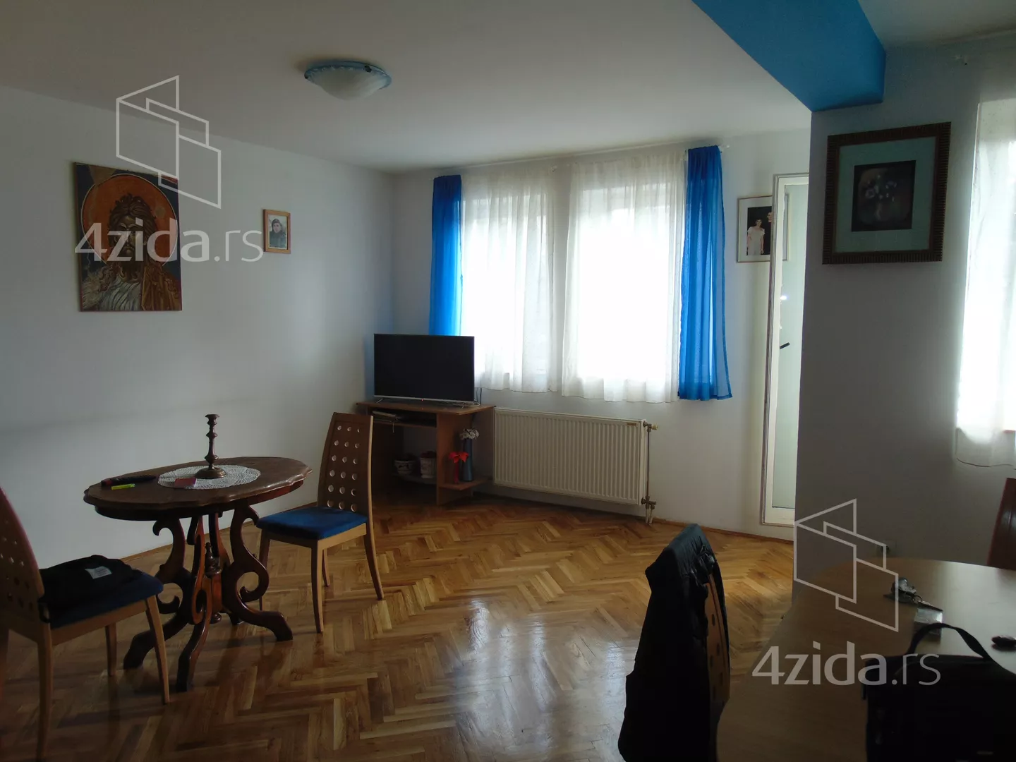 Troiposoban stan | 4zida