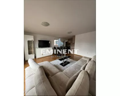 Gospodara Vučića | 4zida.rs