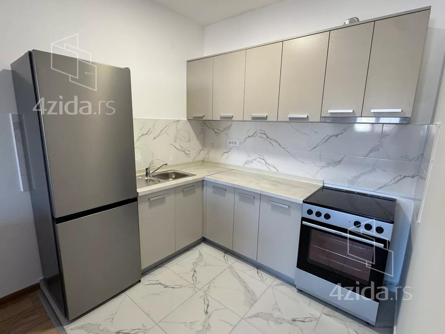 Jednoiposoban stan | 4zida