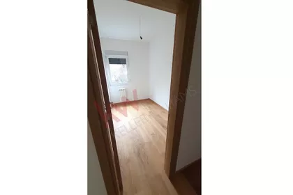 Vladimira Gortana | 4zida.rs
