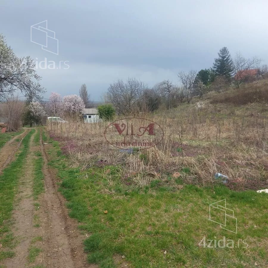 Plac | 4zida