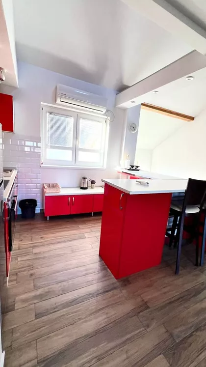 Moše Pijade 53 | 4zida.rs