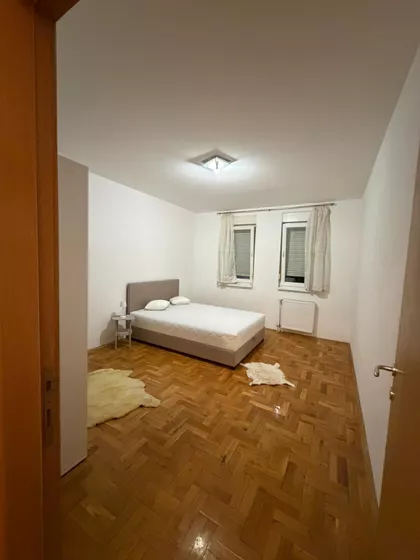 Janka Čmelika | 4zida.rs