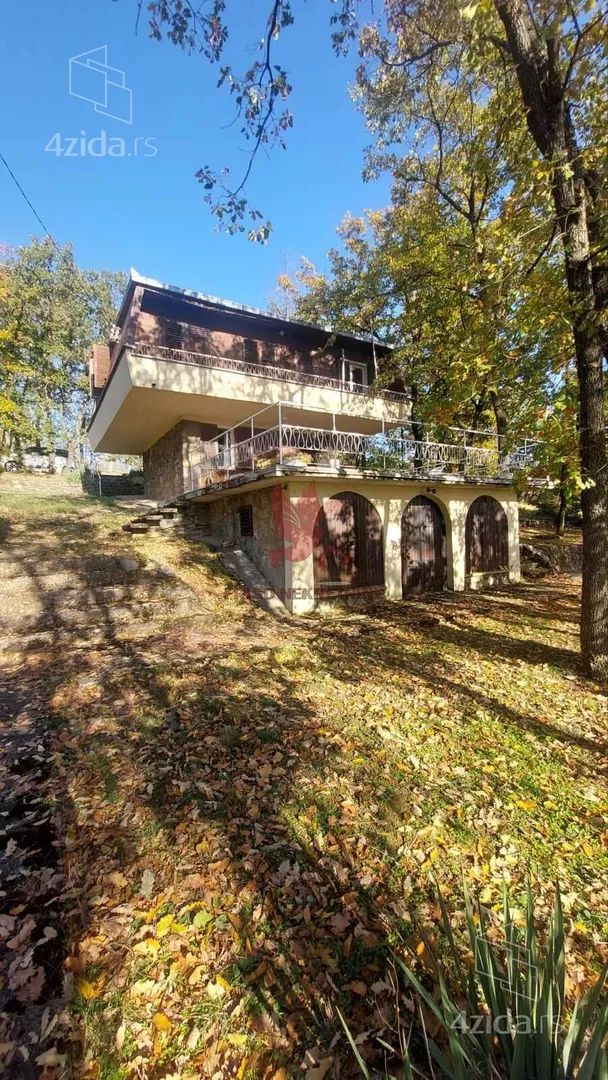 4-etažna kuća | 4zida