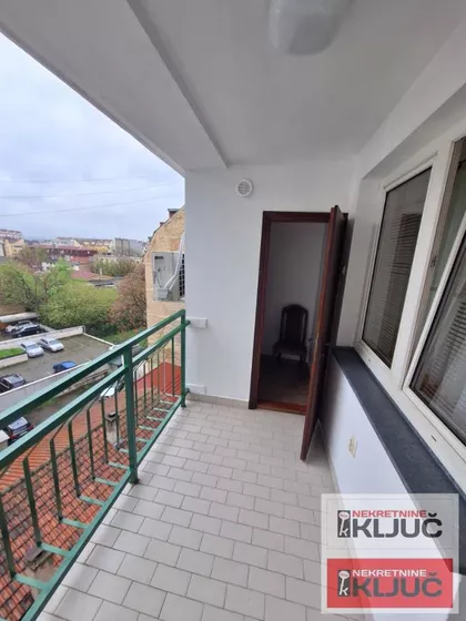 Grbavica | 4zida.rs