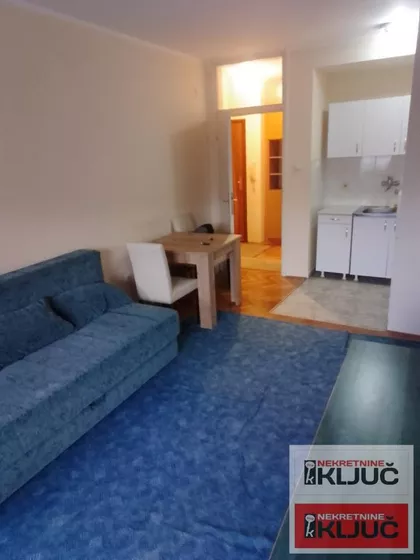 Grbavica | 4zida.rs